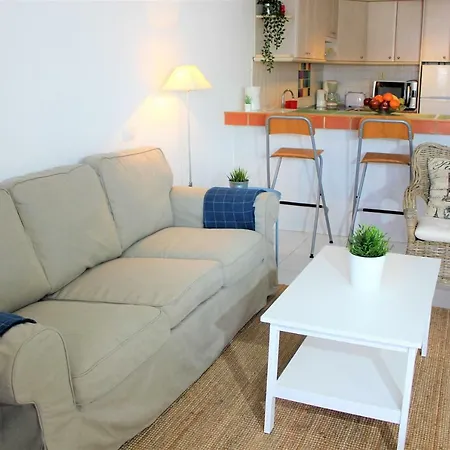 Apartment By Marina